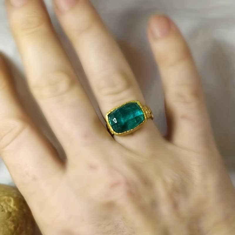 Vintage Green Tourmaline Tribal Pattern Ring